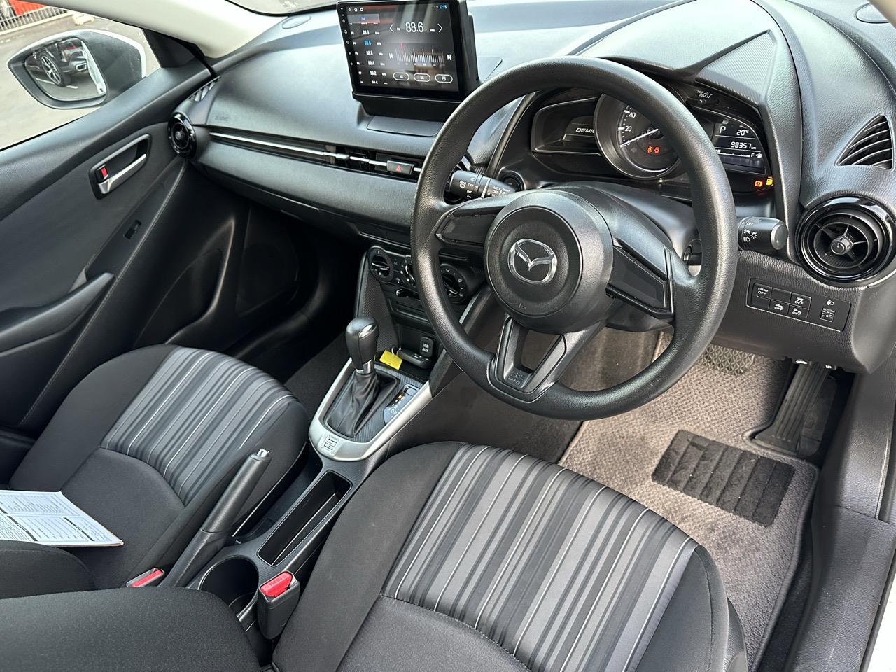 2017 Mazda Demio