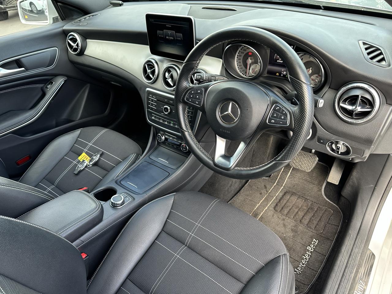 2015 Mercedes-Benz Cla180