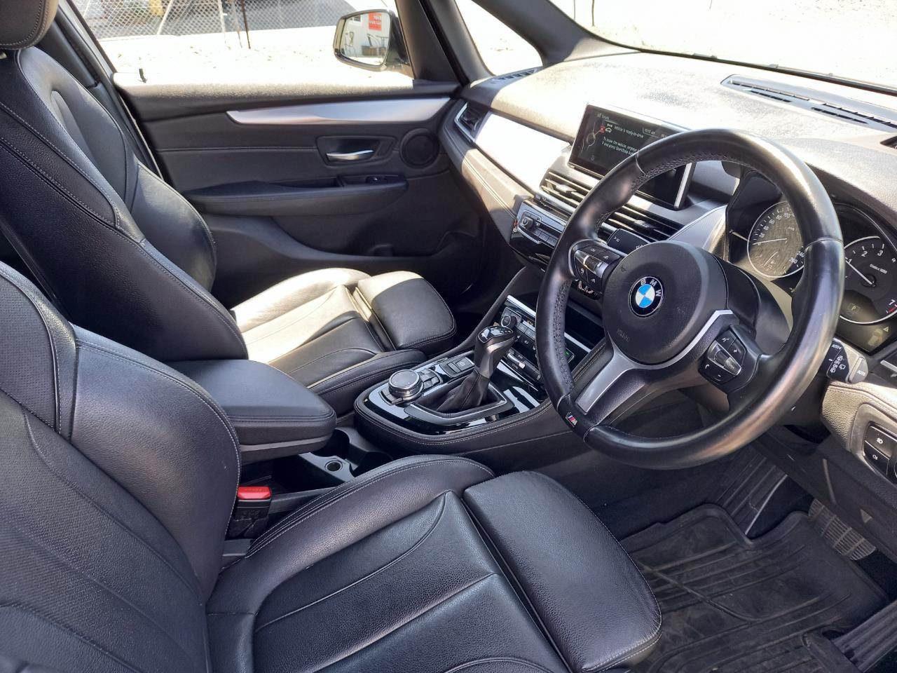 2016 BMW 225Xe