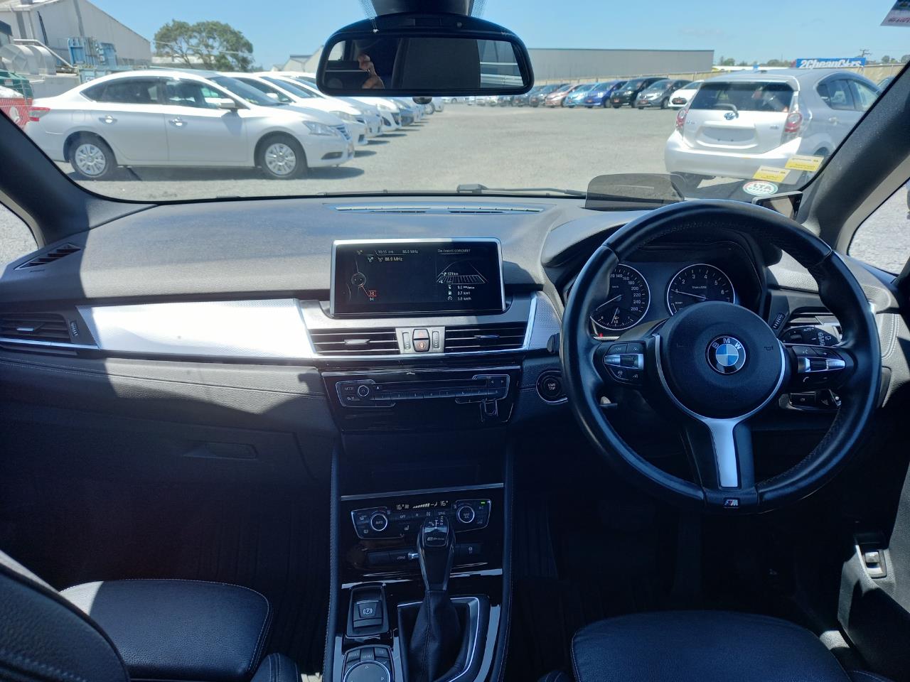 2016 BMW 225Xe